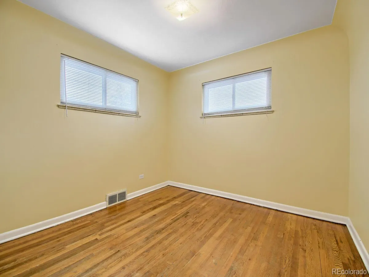3532 Forest Street Denver CO 80207 MLS #REC8282763 05082026155546 1200 22
