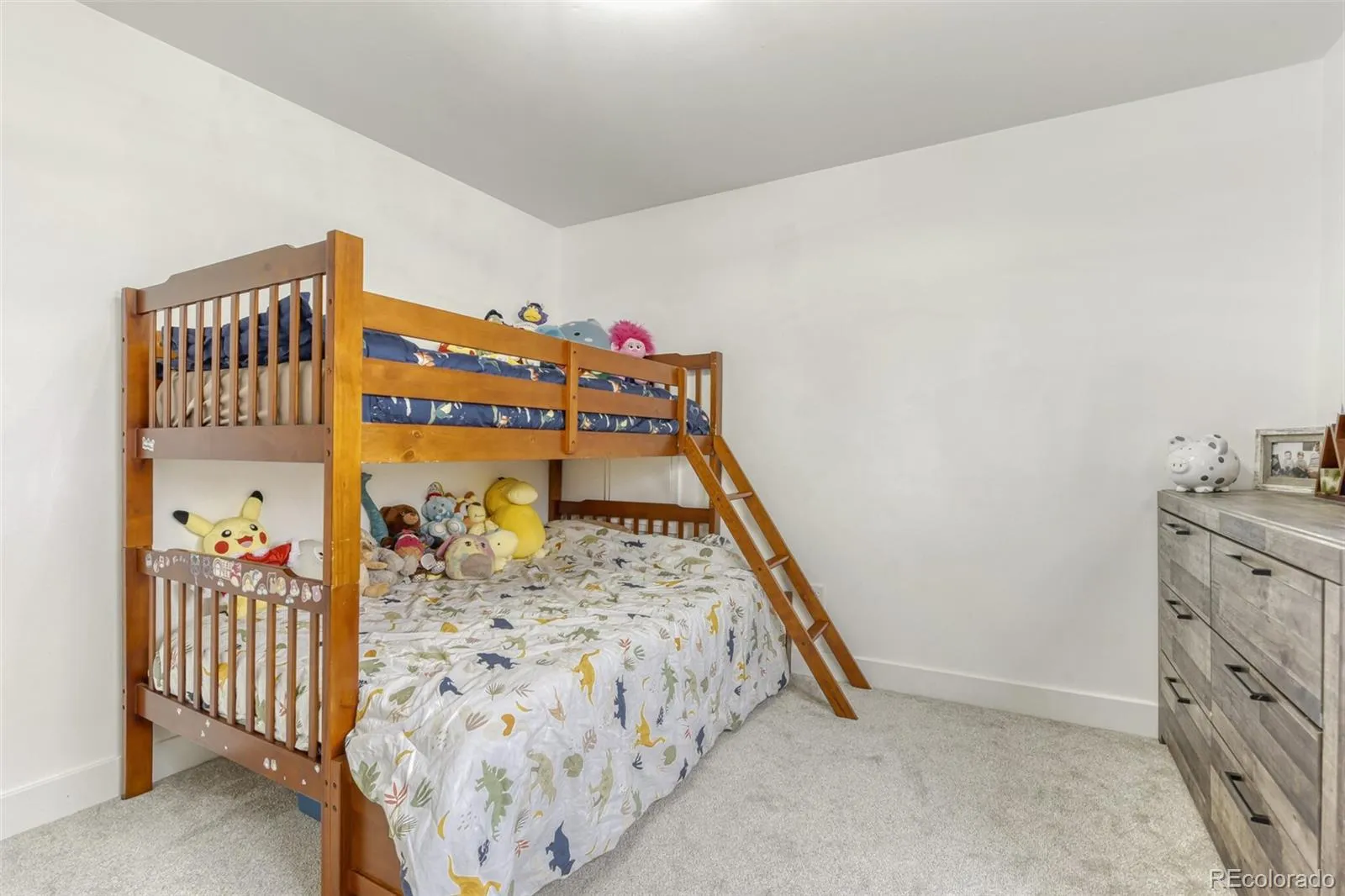 04102026195859 1600 19