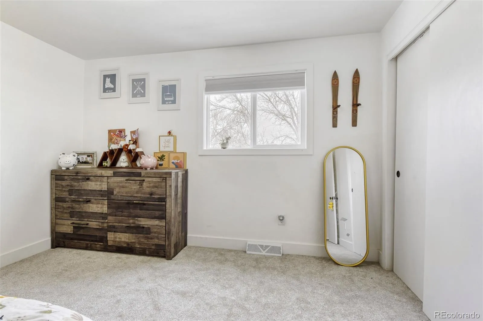 04102026195859 1600 20