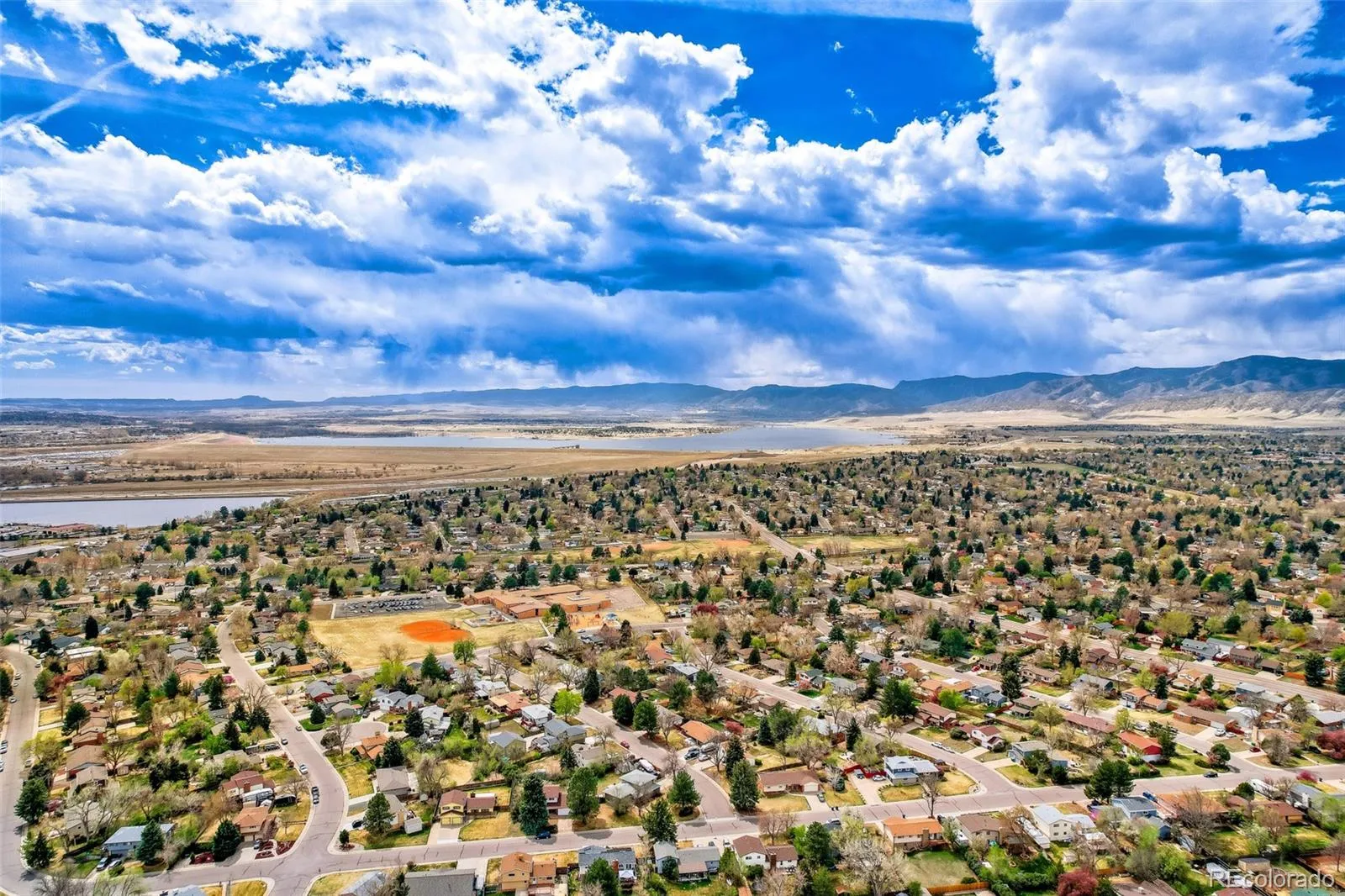 04102026195859 1600 32