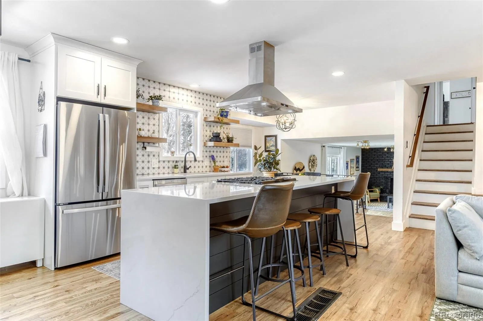 04102026195859 1600 6