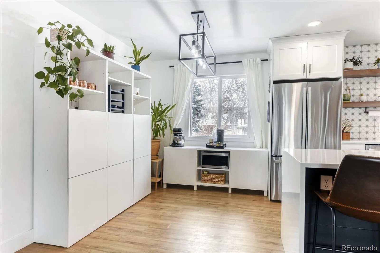 04102026195859 1600 7