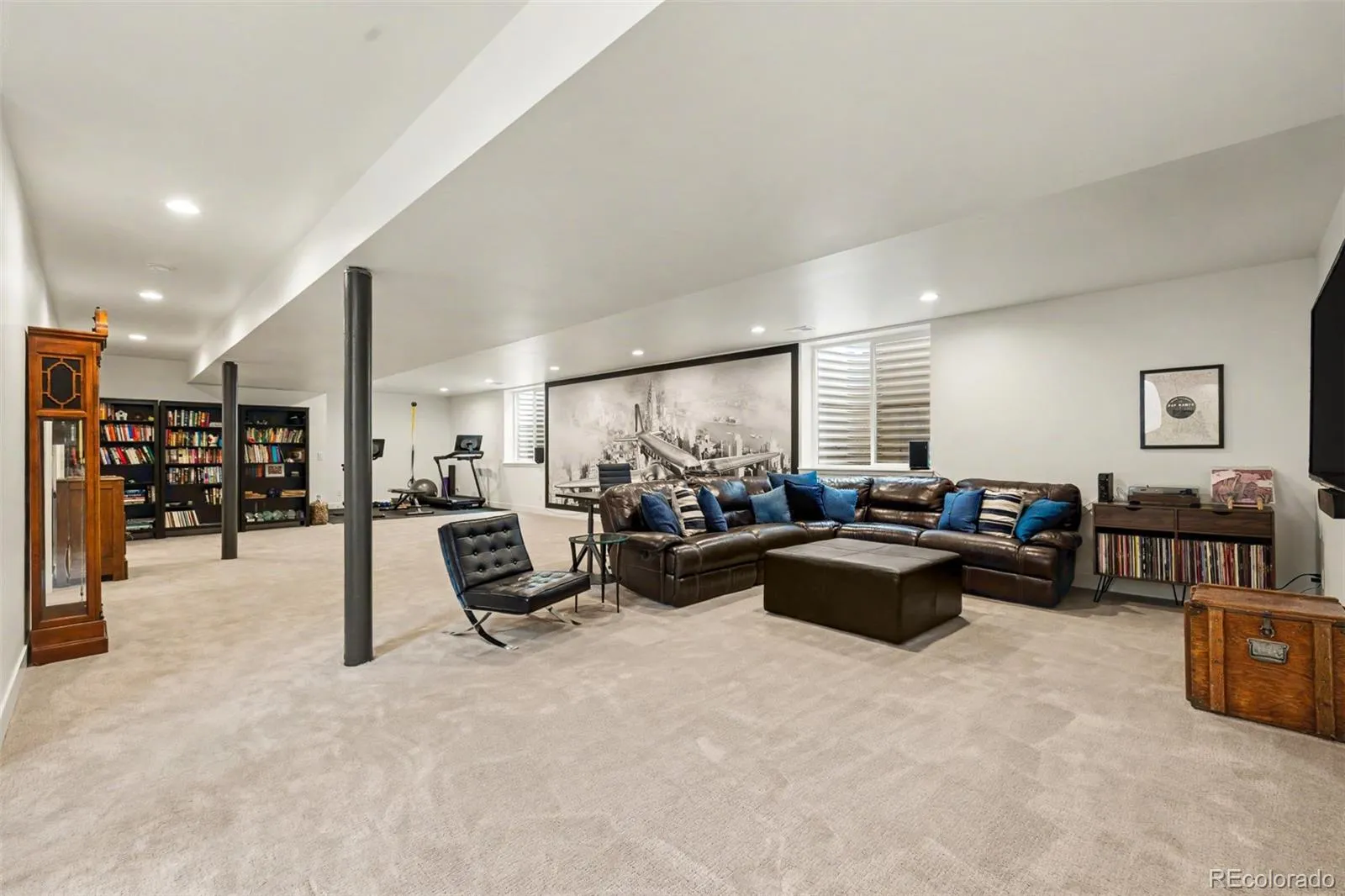 1275 S Steele Street Denver CO 80210 MLS #REC8283299 05052026042729 1600 32