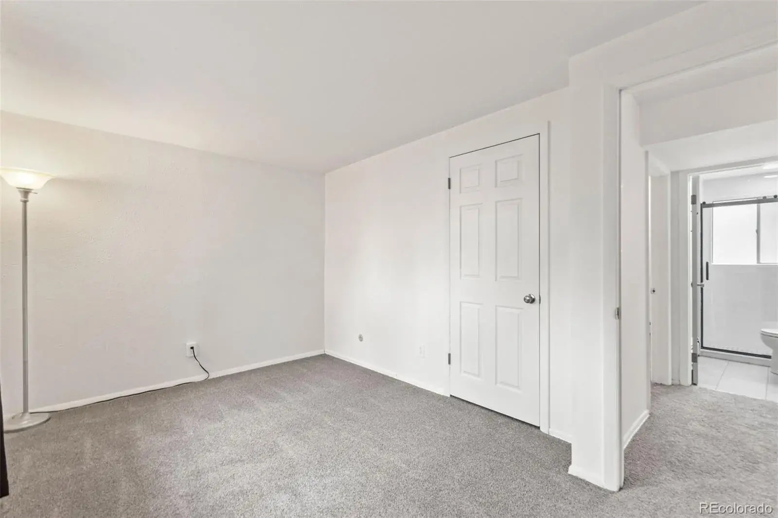 10162025224417 1600 30