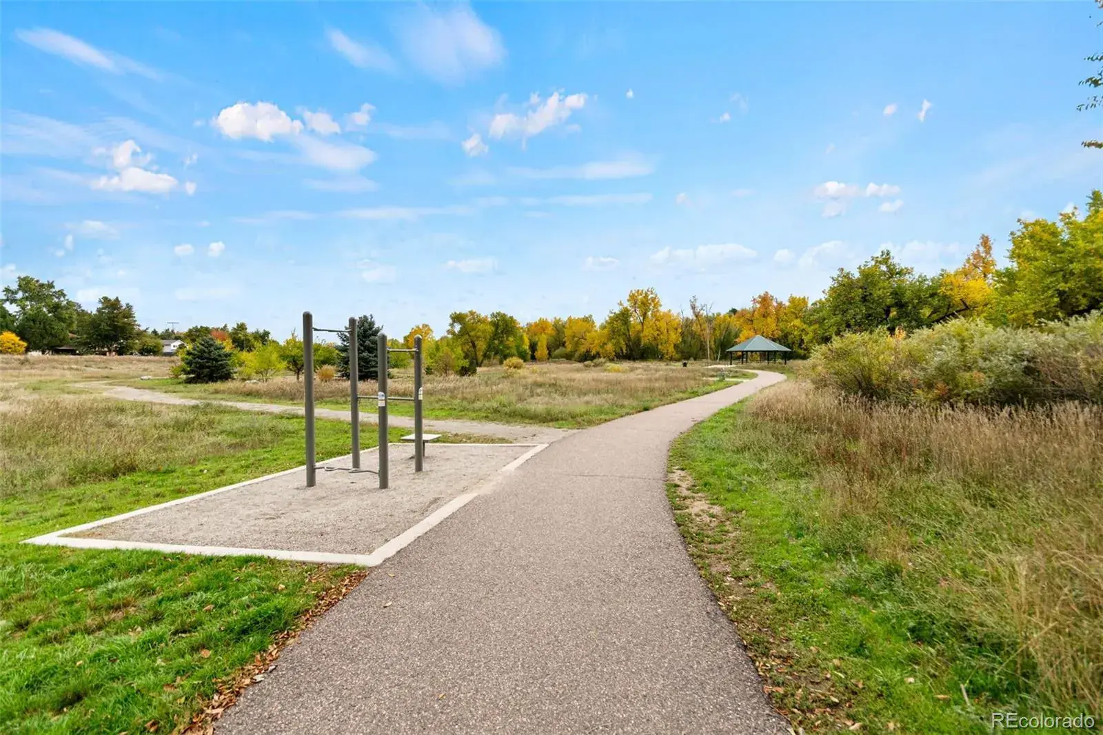 10162025224417 1600 43