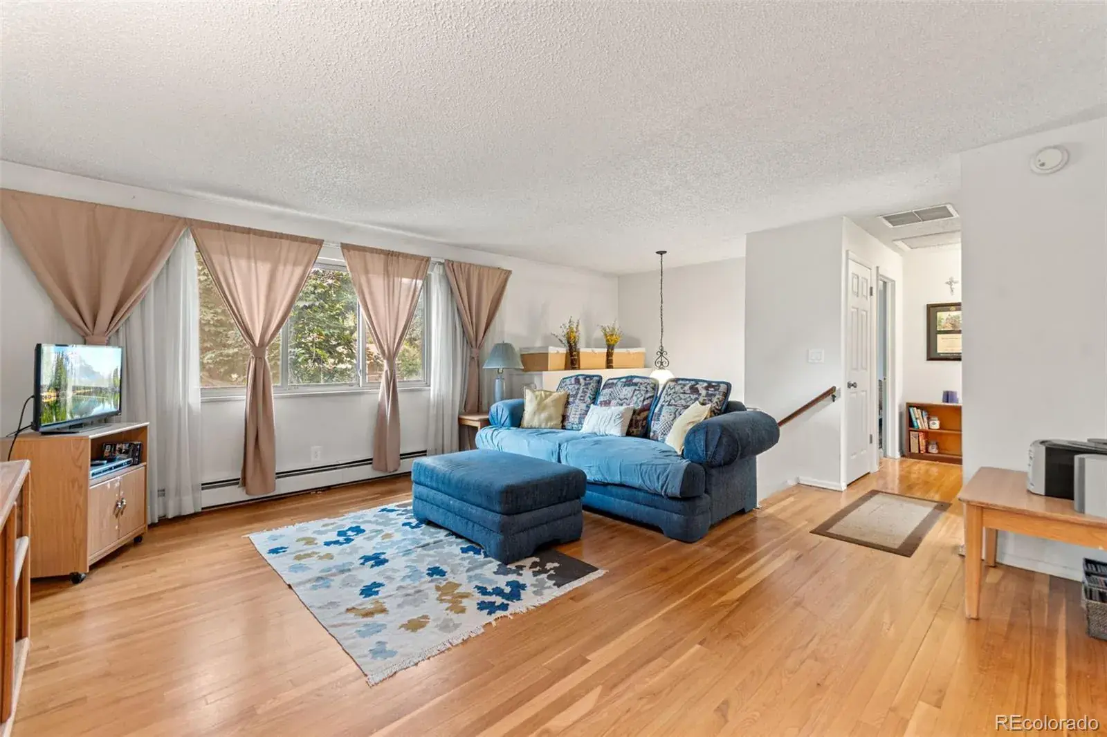 10162025224417 1600 7