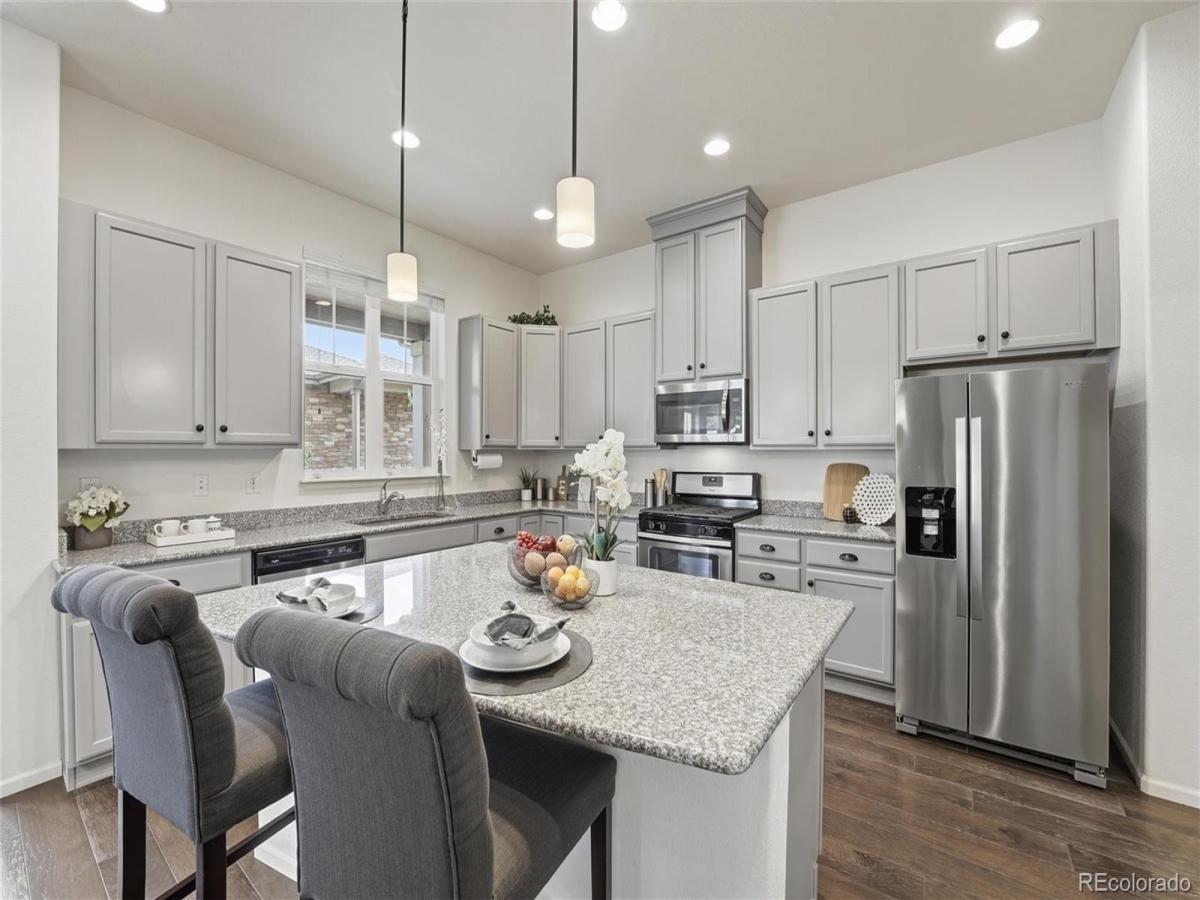 6907 W Jewell Drive Lakewood CO 80227 | MLS #REC8283832 MLS #REC8283832 image #0