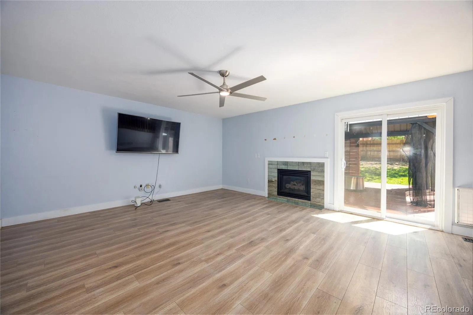 7110 S Clay Street Littleton CO 80120 MLS #REC8285894 05122026230713 1600 20