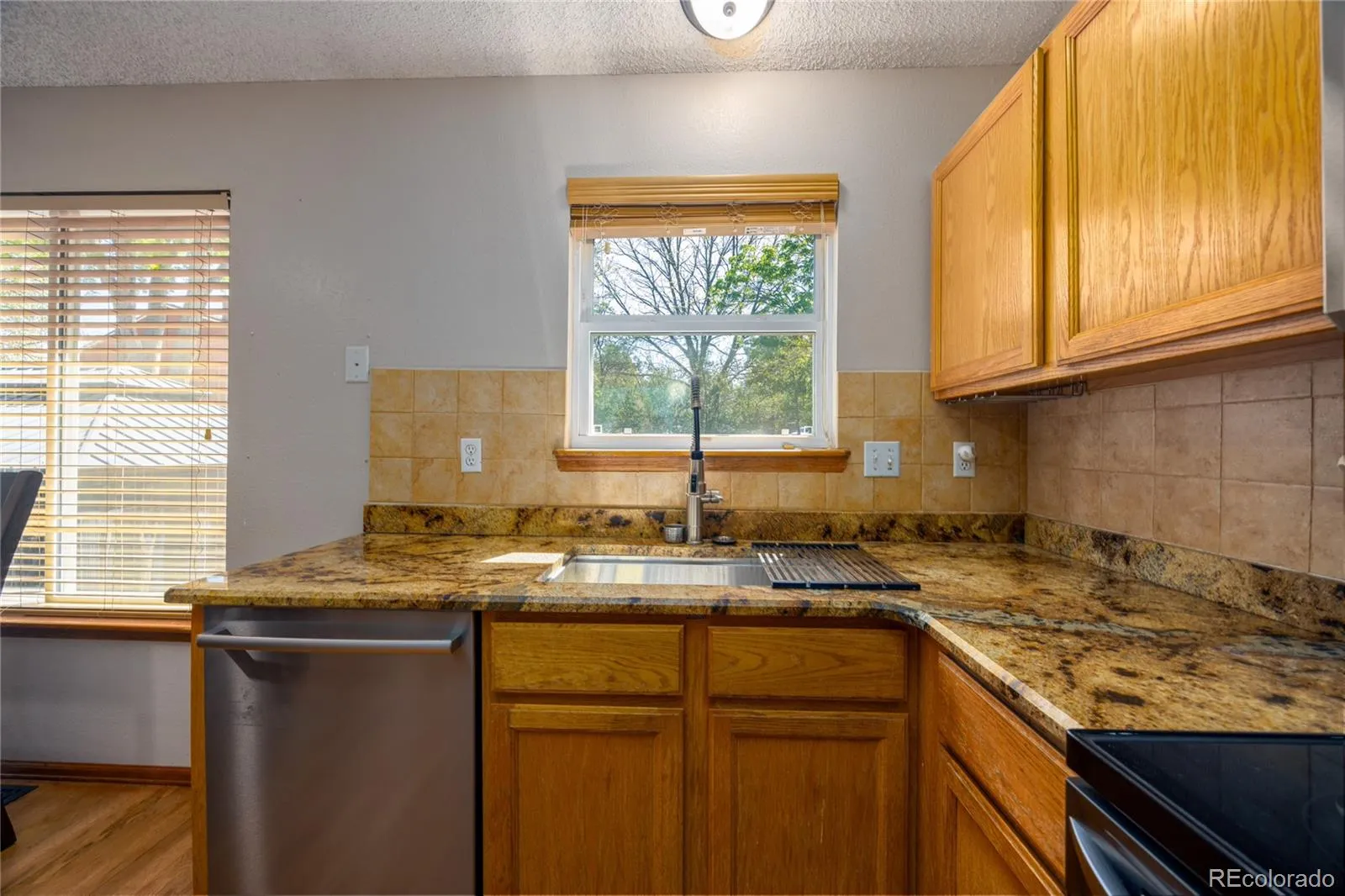 7110 S Clay Street Littleton CO 80120 MLS #REC8285894 05122026230713 1600 9