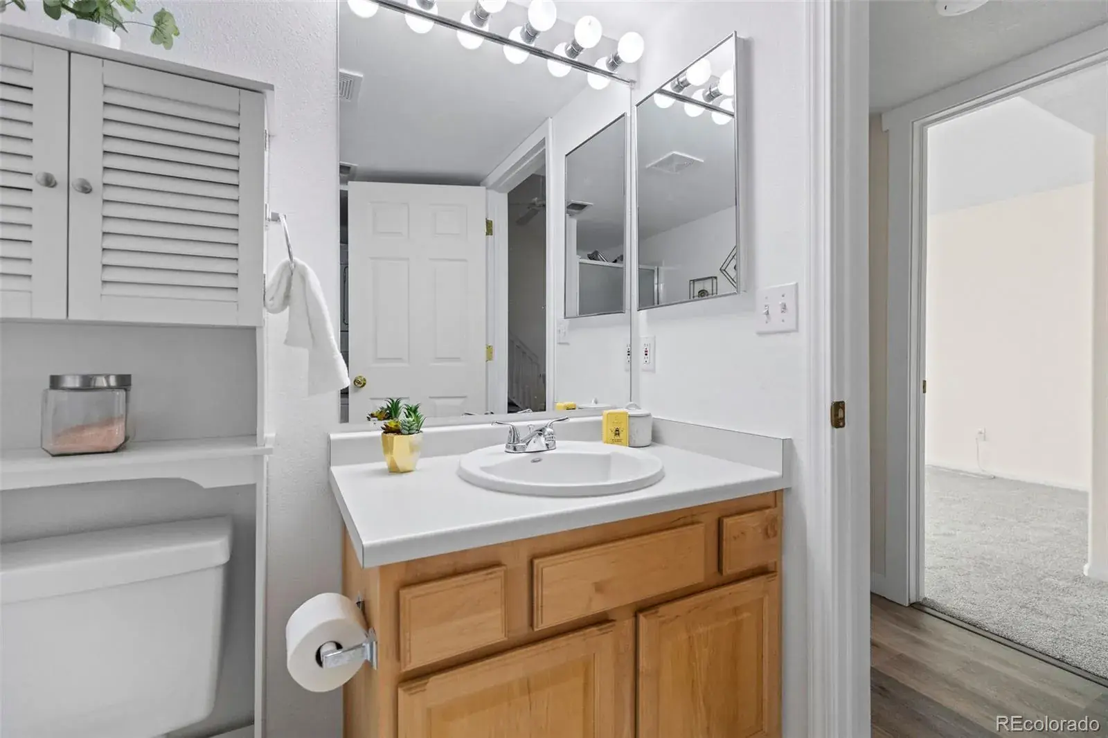 11035 Huron Street #807 Northglenn CO 80234 MLS #REC8285968 01242026004142 1600 19