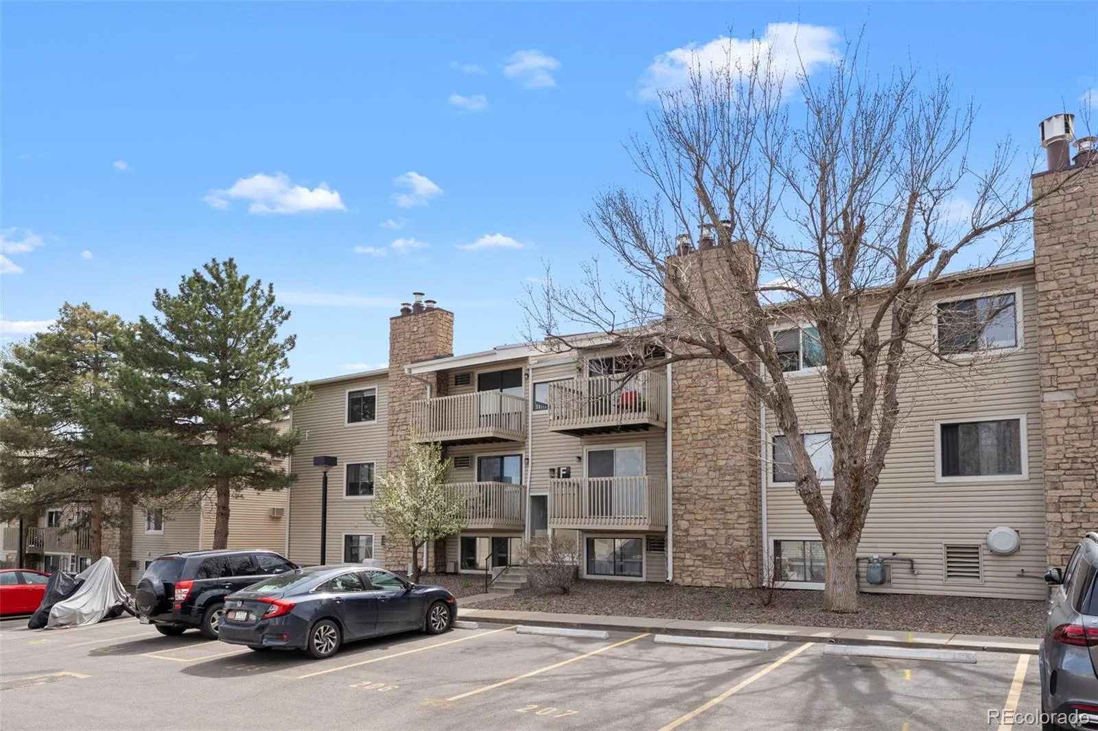 381 S Ames Street #F305 Lakewood CO 80226 | MLS #REC8287210 08272026020442 1600 21
