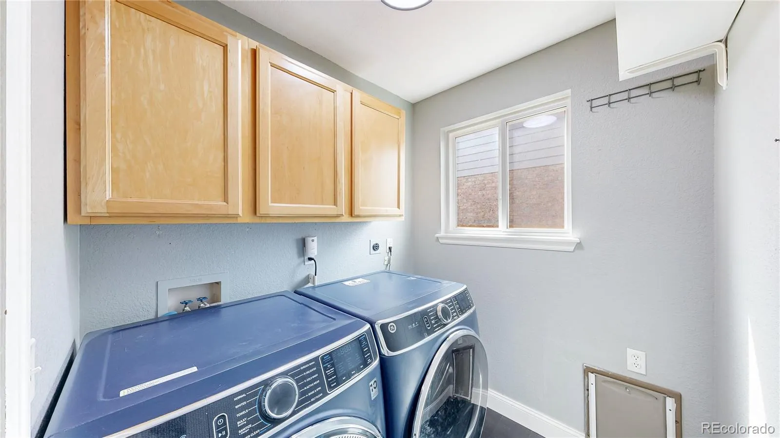 04062026145250 1600 16