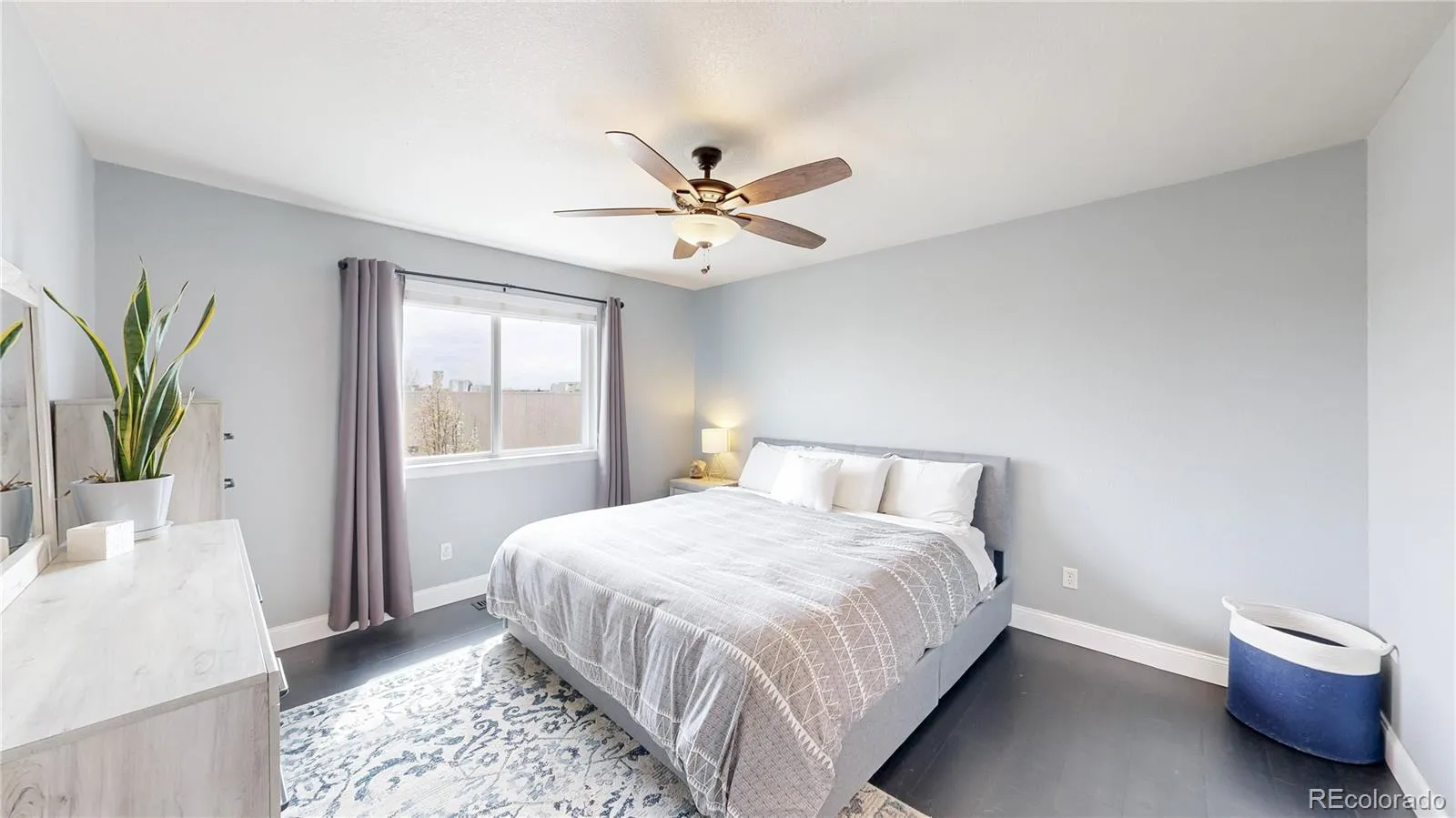 04062026145250 1600 18