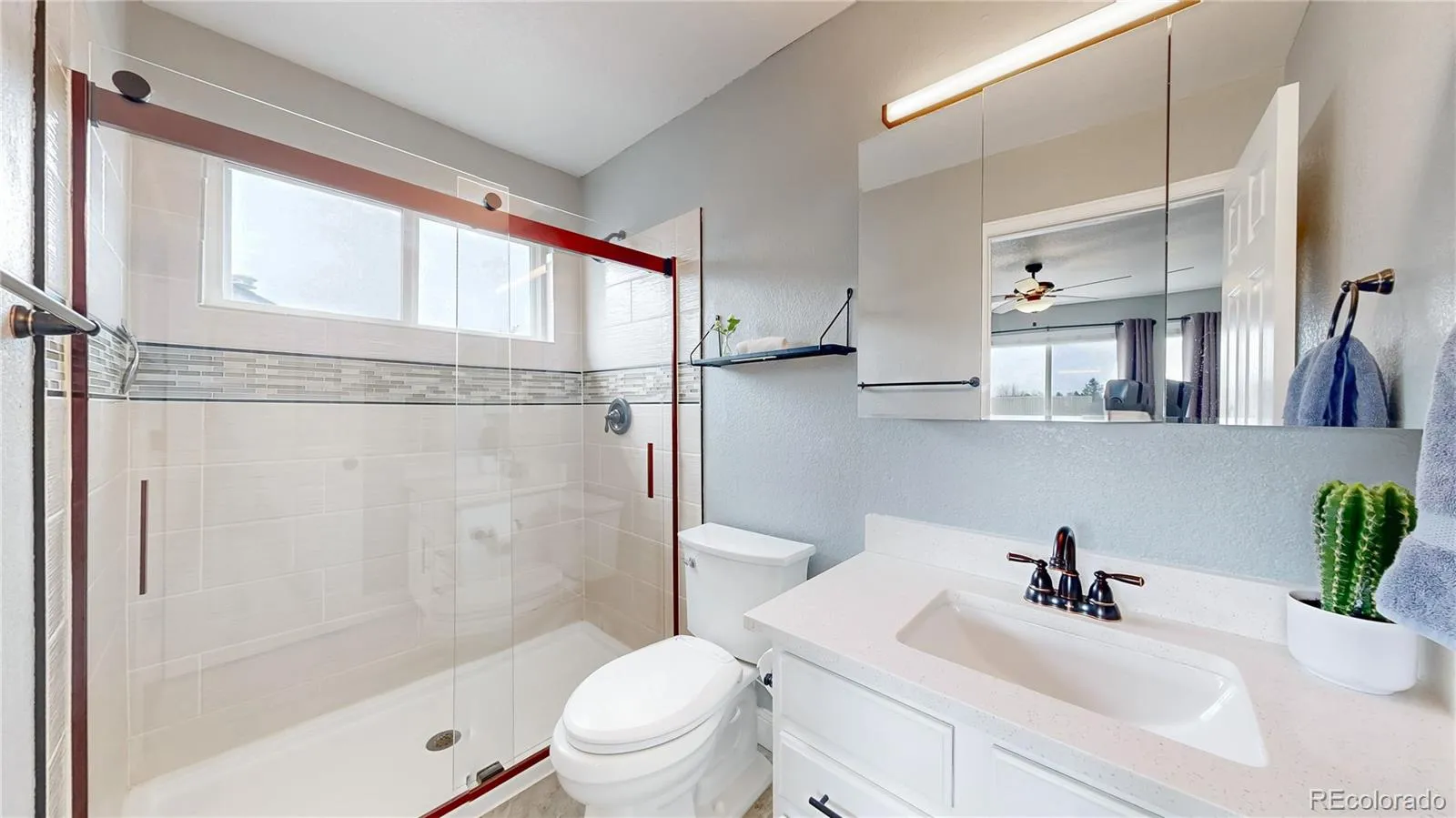 04062026145250 1600 22