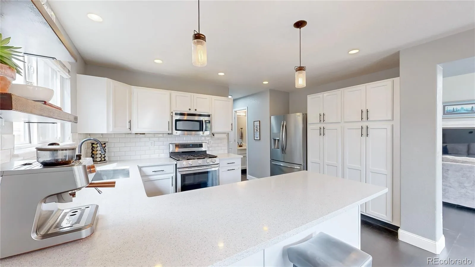 04062026145250 1600 9