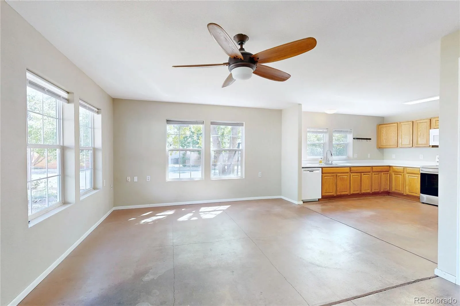 213 E Chester Street Lafayette CO 80026 | MLS #REC8287894 08272026194559 1600 4