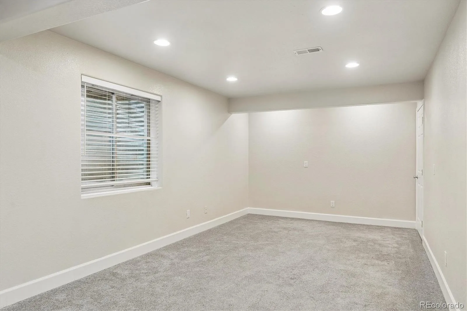 4572 Campden Court Castle Rock CO 80104 | MLS #REC8288171 08122026053456 1600 18