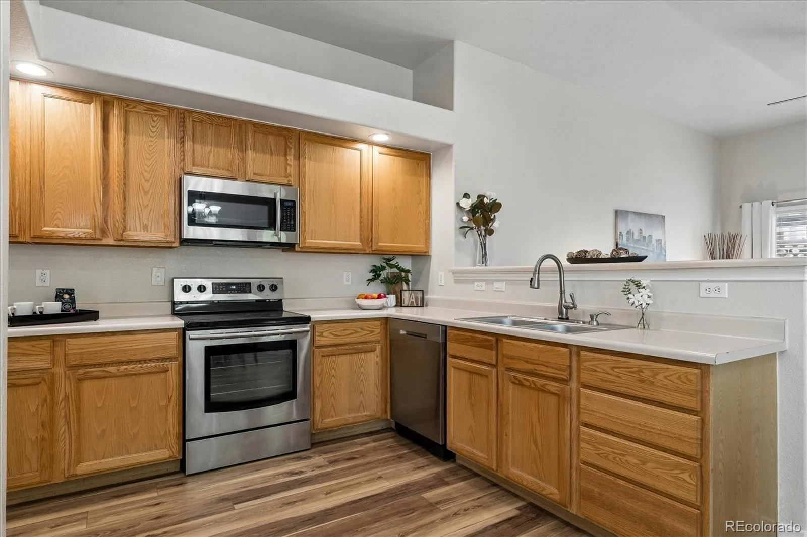 4572 Campden Court Castle Rock CO 80104 | MLS #REC8288171 08122026053456 1600 6
