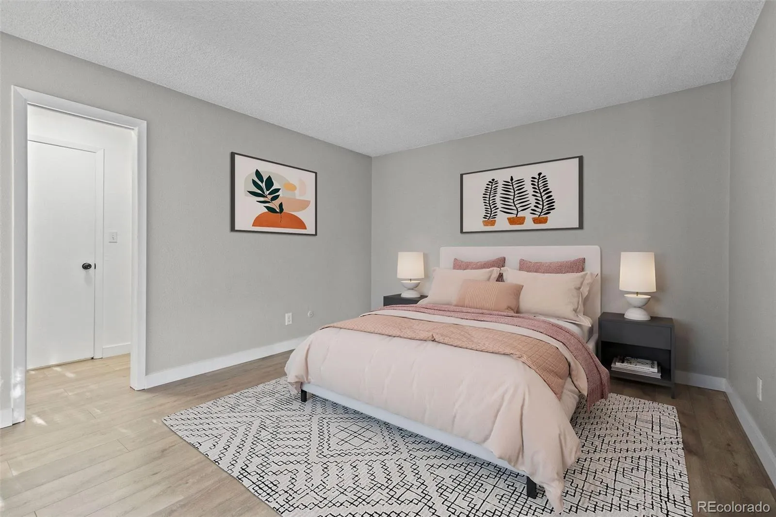 2318 S Troy Street Aurora CO 80014 MLS #REC8289473 05132026210823 1600 10