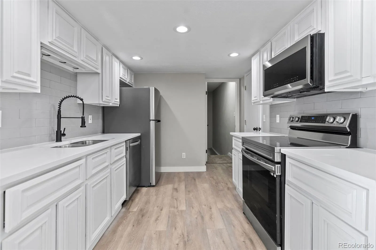 2318 S Troy Street Aurora CO 80014 MLS #REC8289473 05132026210823 1600 4