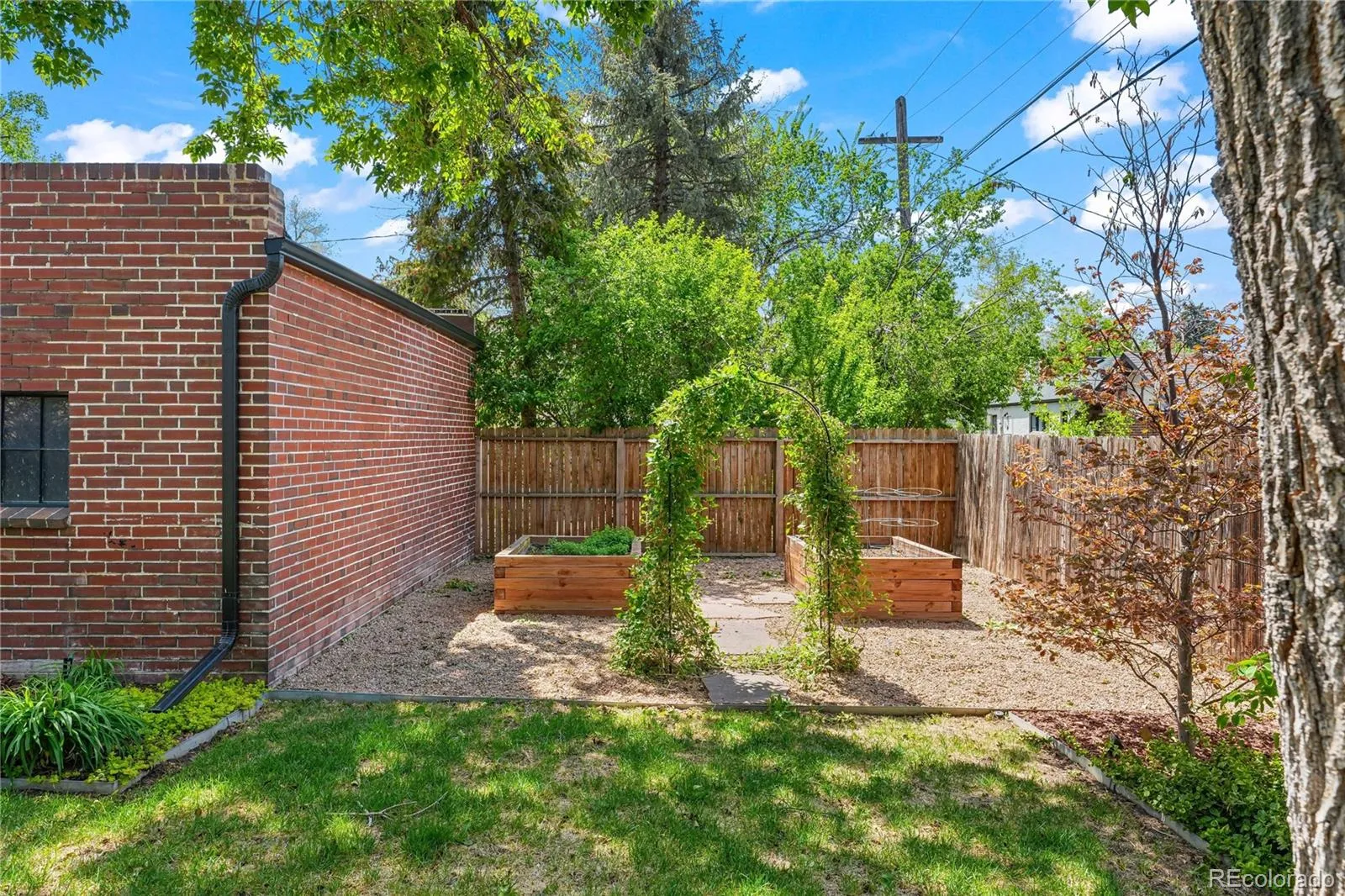 1375 Birch Street Denver CO 80220 MLS #REC8289956 05022026054017 1600 20