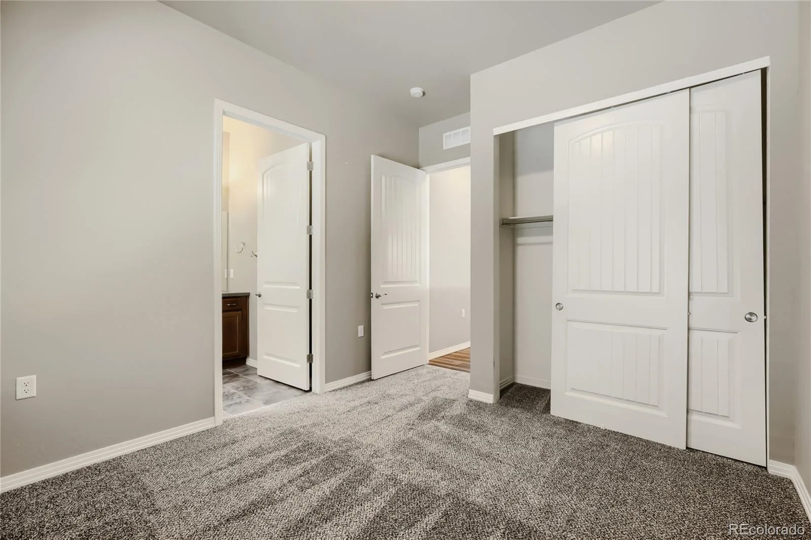 801 Widgeon Drive Longmont CO 80503 MLS #REC8292751 06082026205621 1600 25