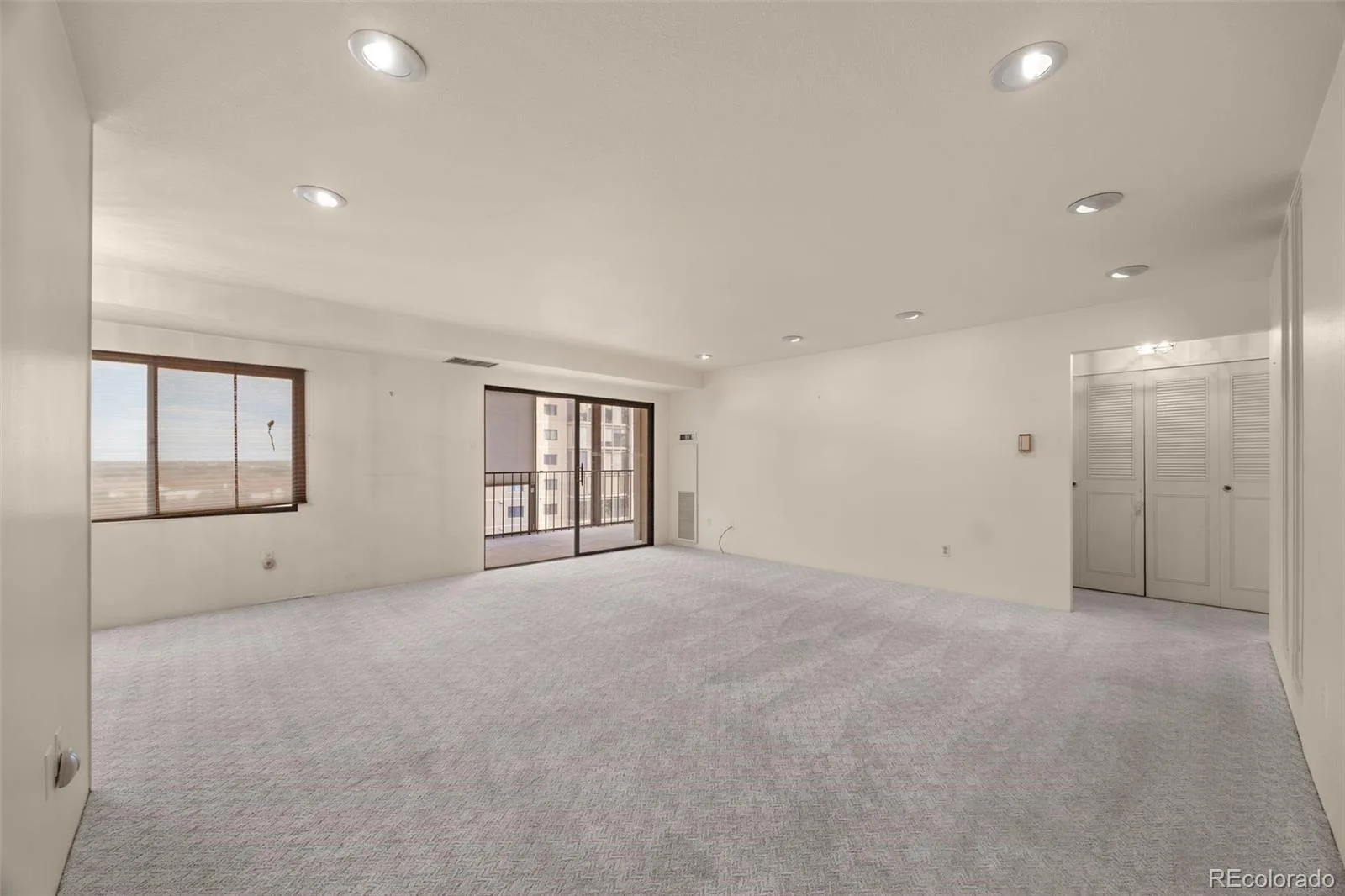 7865 E Mississippi Avenue #1002 Denver CO 80247 | MLS #REC8292840 09232026011303 1600 10