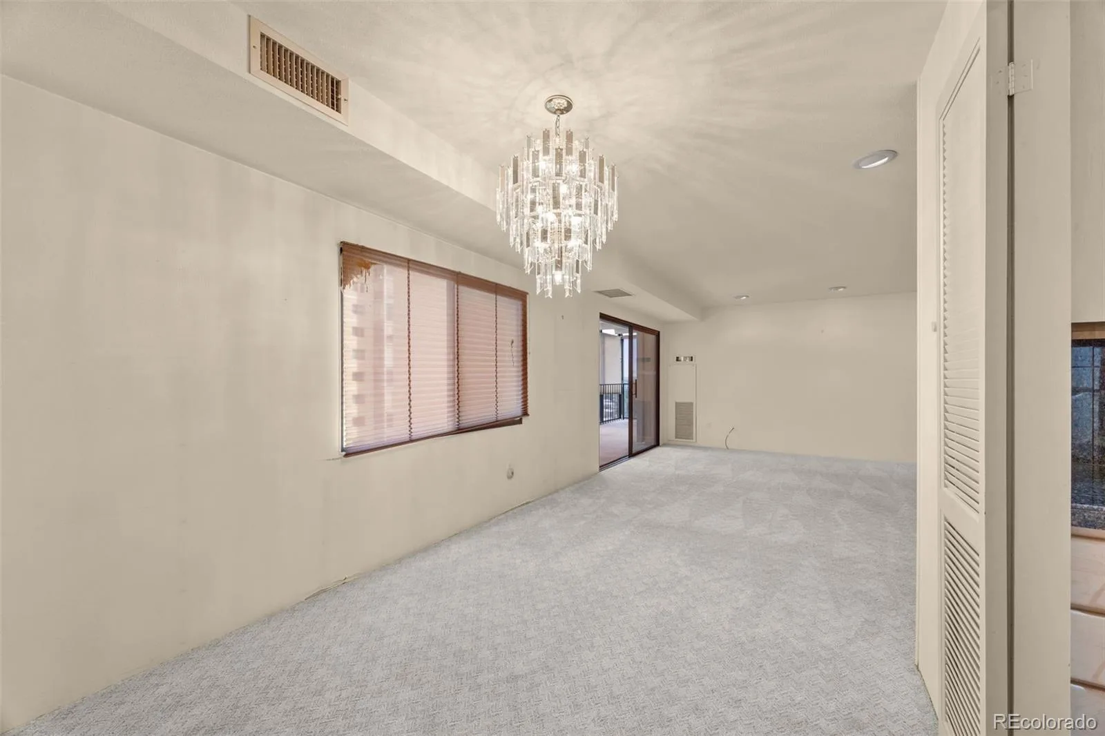 7865 E Mississippi Avenue #1002 Denver CO 80247 | MLS #REC8292840 09232026011303 1600 16