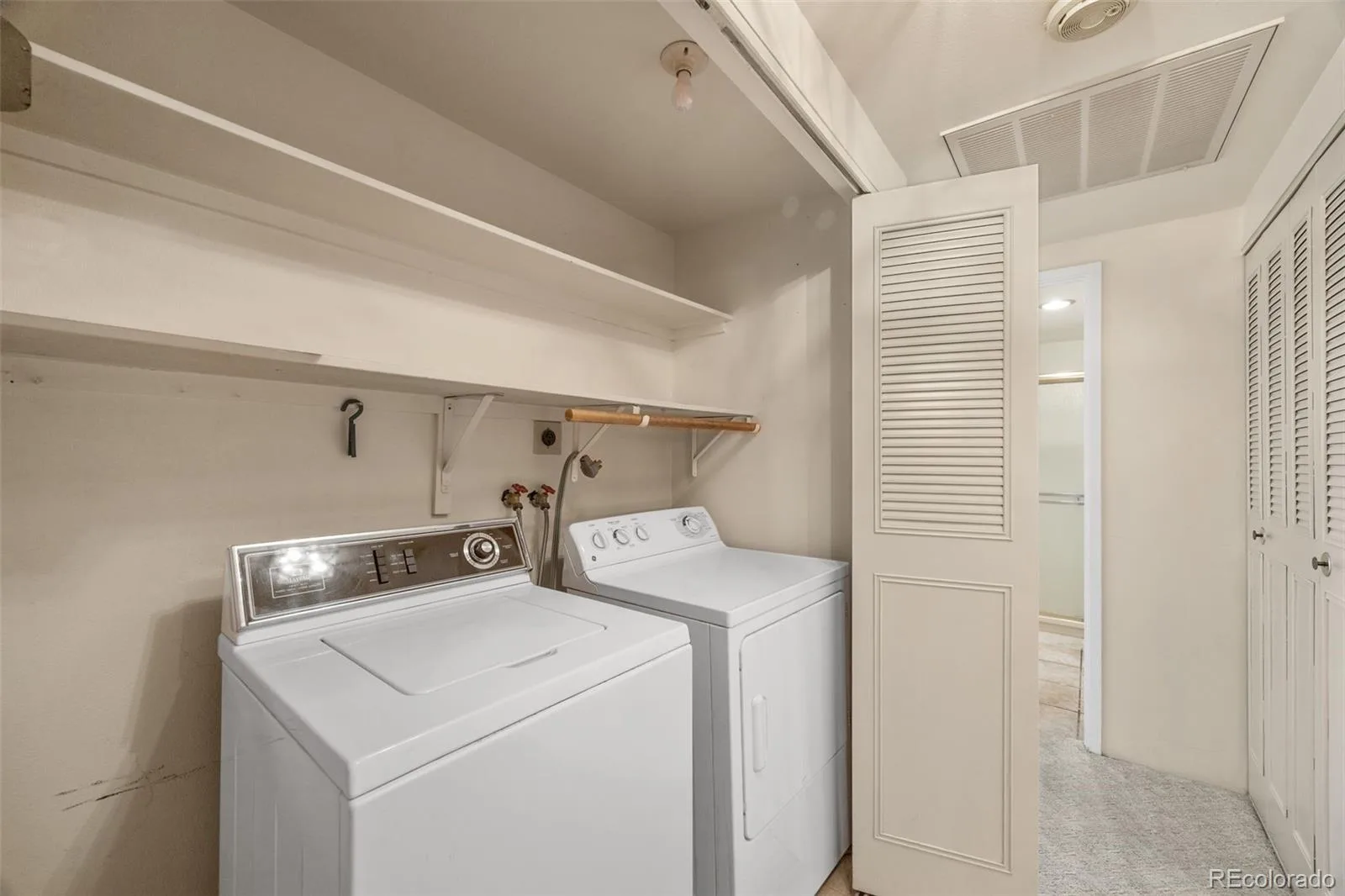 7865 E Mississippi Avenue #1002 Denver CO 80247 | MLS #REC8292840 09232026011303 1600 27