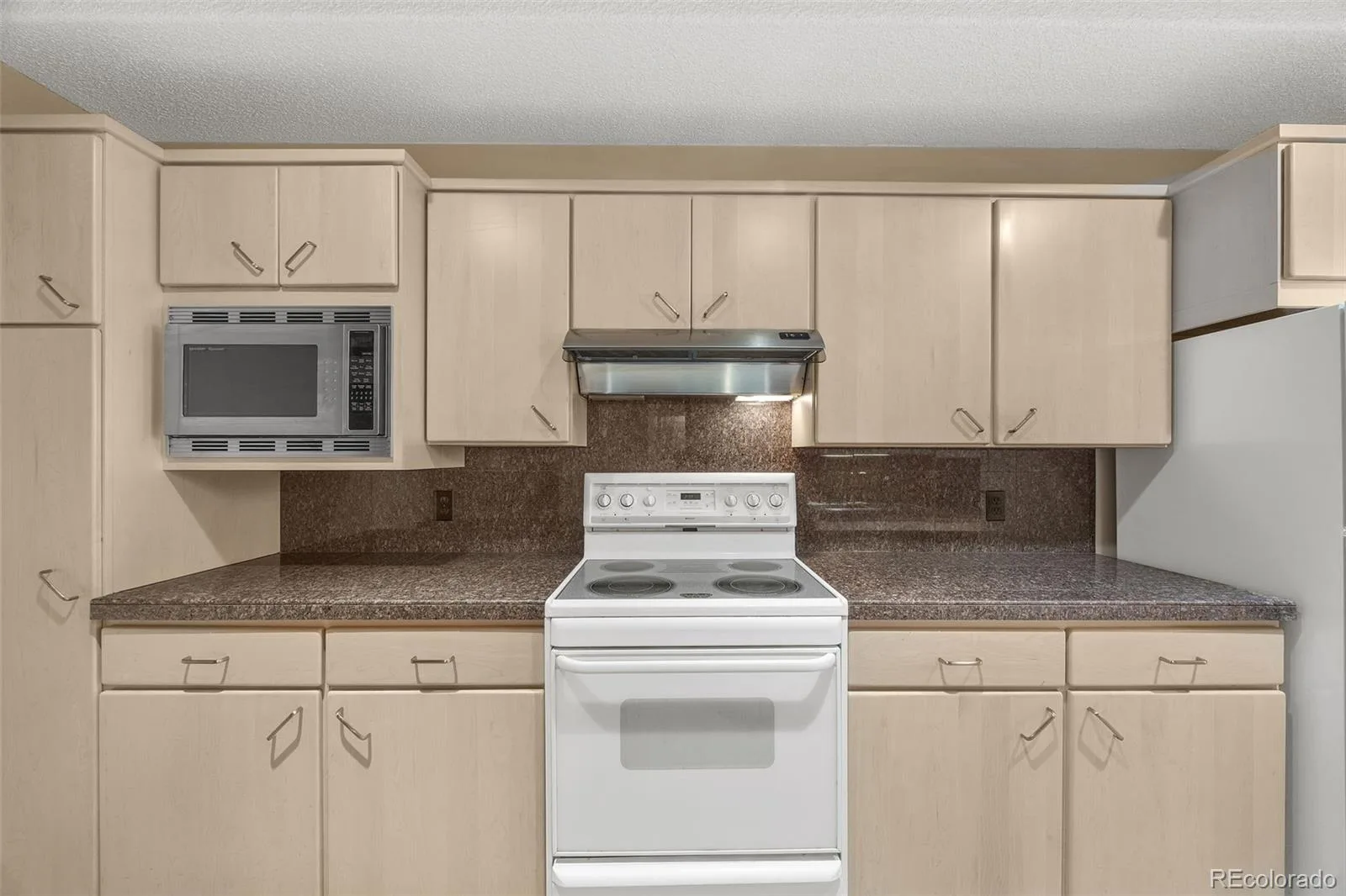 7865 E Mississippi Avenue #1002 Denver CO 80247 | MLS #REC8292840 09232026011303 1600 9
