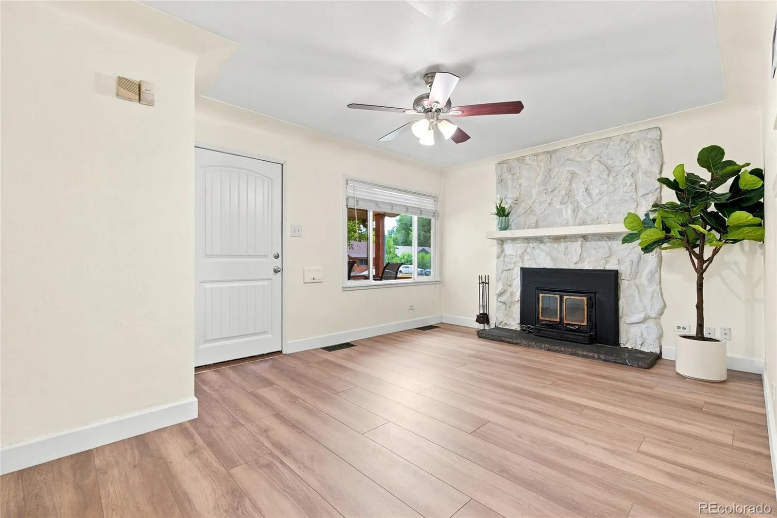 4651 S Washington Street Englewood CO 80113 | MLS #REC8293425 08142026015510 1600 2