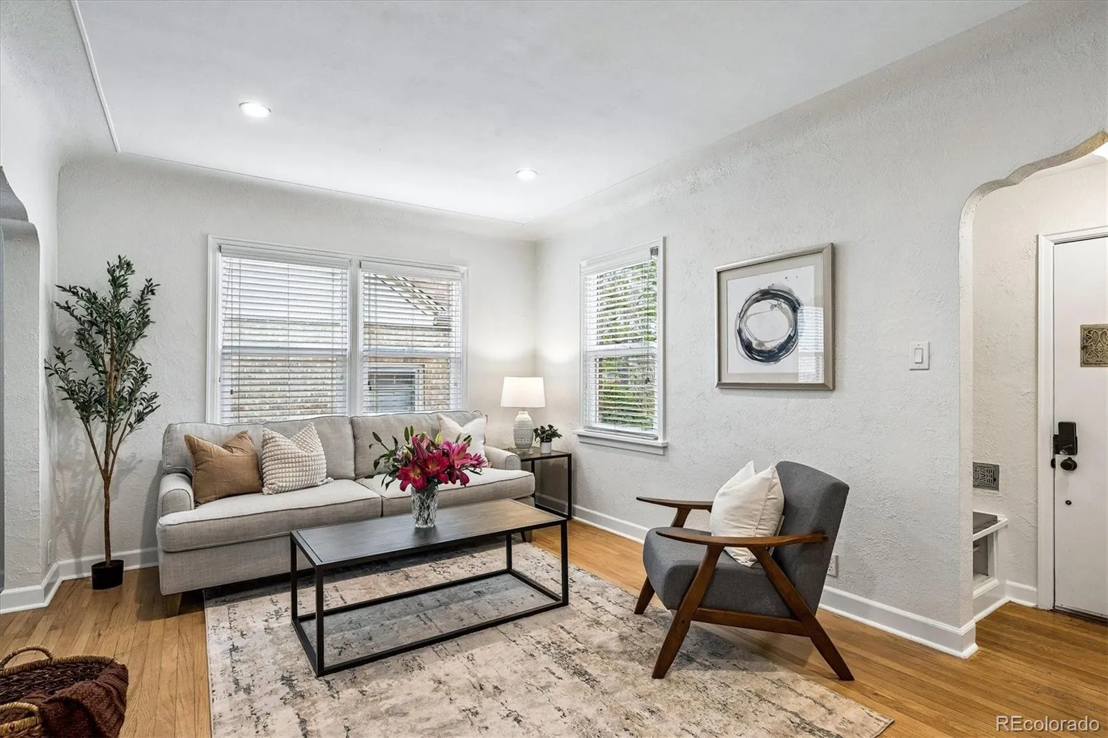 04162026212942 1600 1