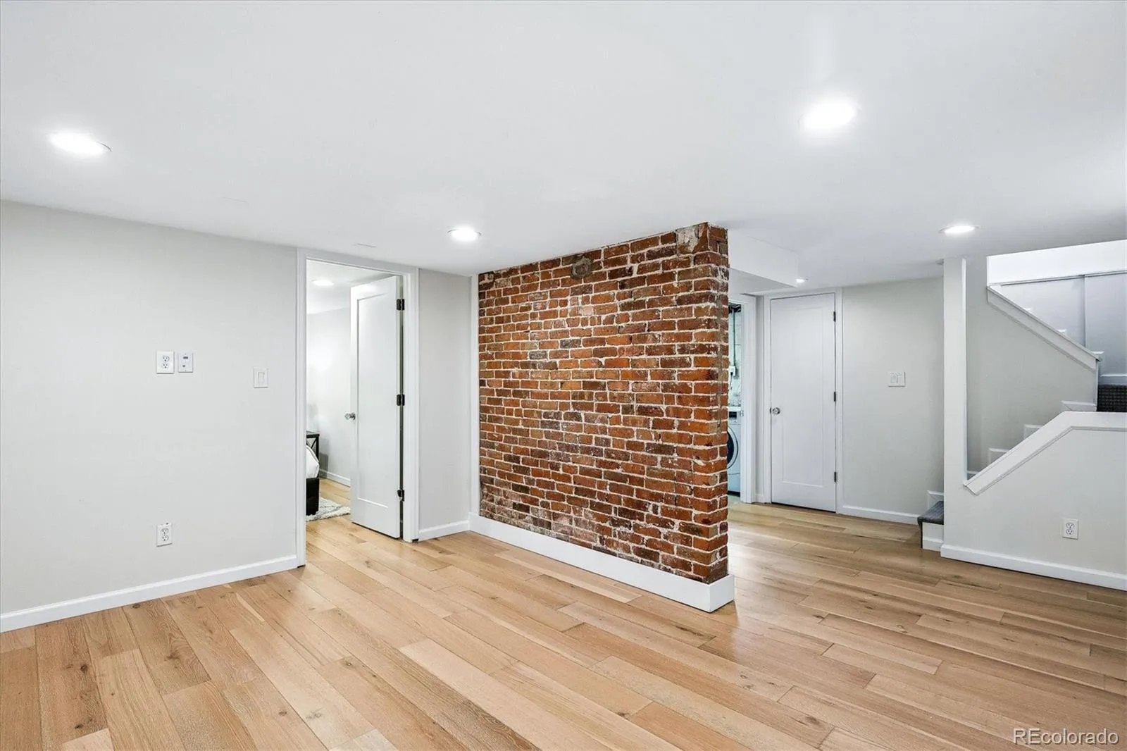 04162026212942 1600 12