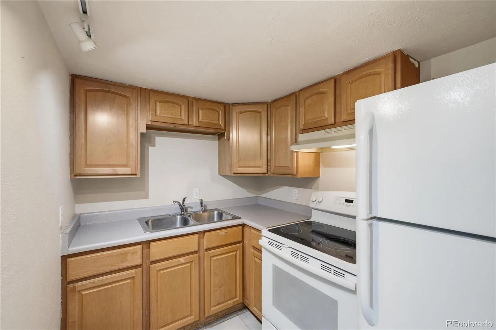 04082026235028 1600 24