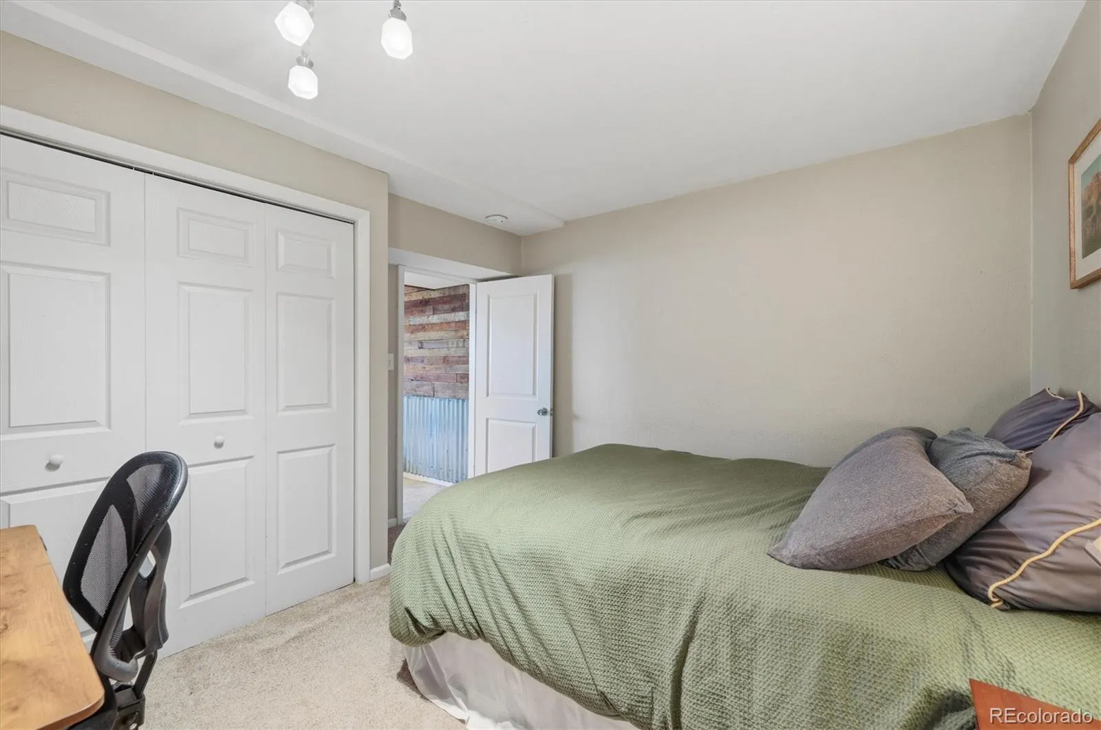 04082026235028 1600 25