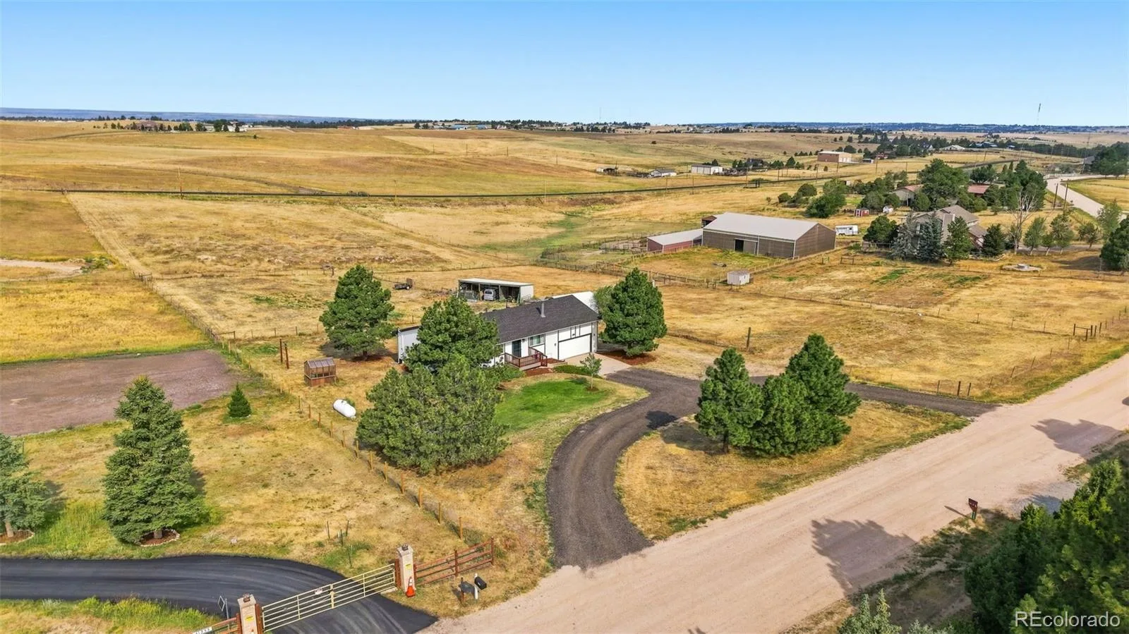 41273 Dublin Drive Parker CO 80138 | MLS #REC8297709 08142026152540 1600 42