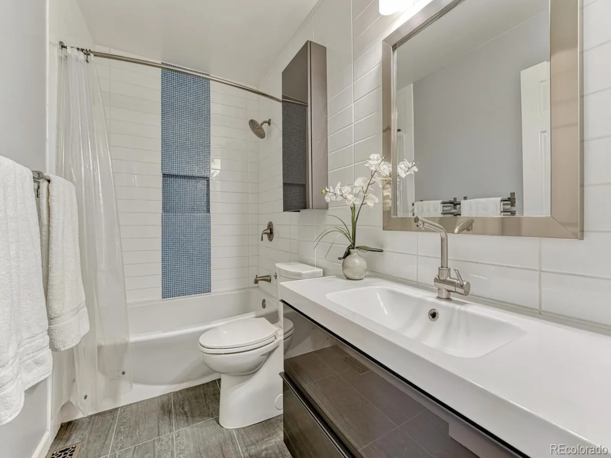 7054 S Elm Street Centennial CO 80122 MLS #REC8298829 06202026180846 1200 28