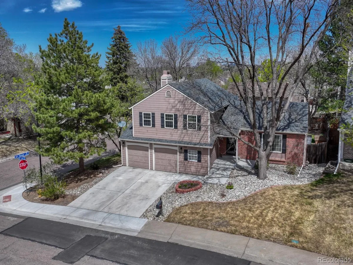 7054 S Elm Street Centennial CO 80122 MLS #REC8298829 06202026180846 1200 37