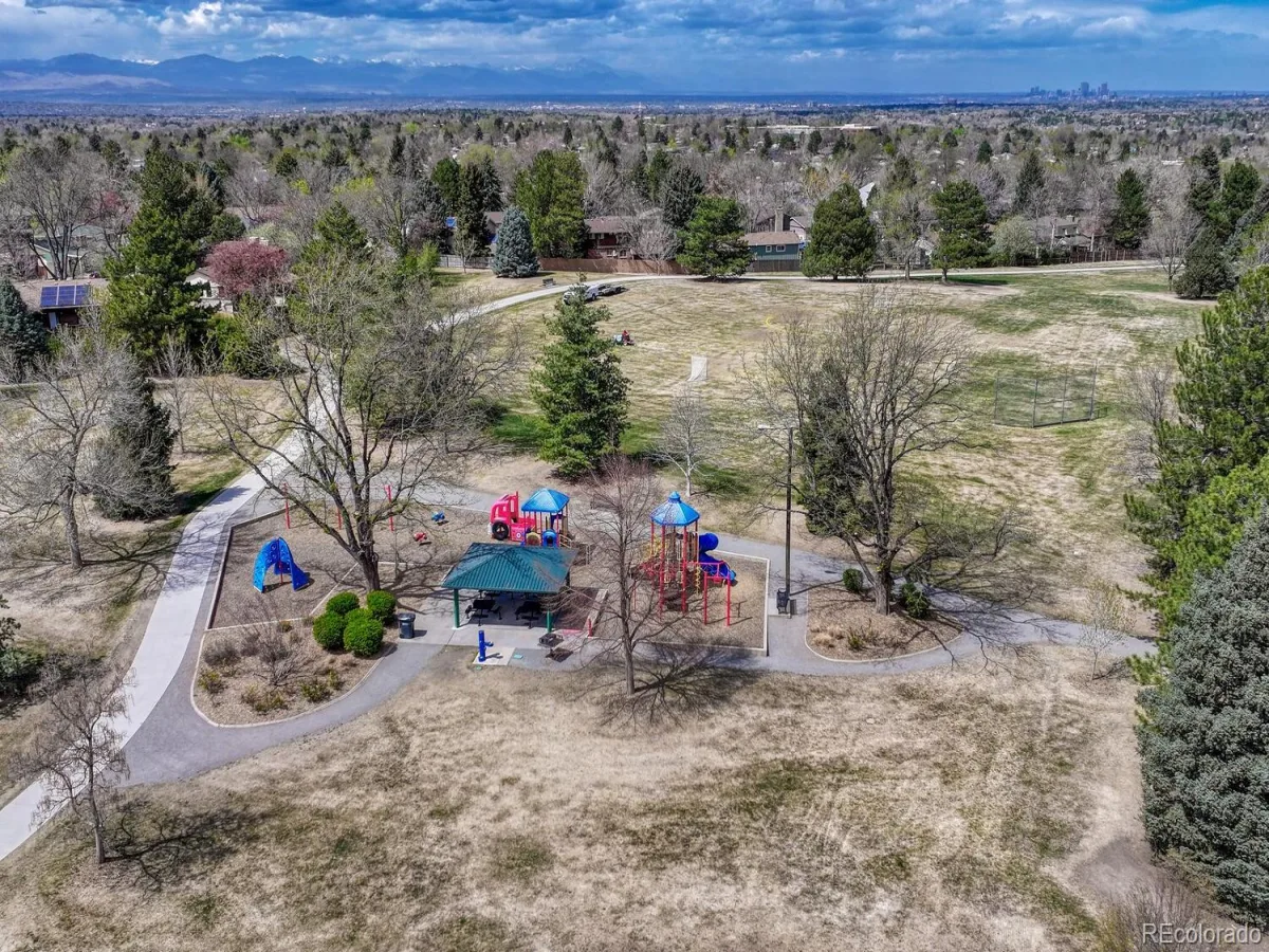 7054 S Elm Street Centennial CO 80122 MLS #REC8298829 06202026180846 1200 46