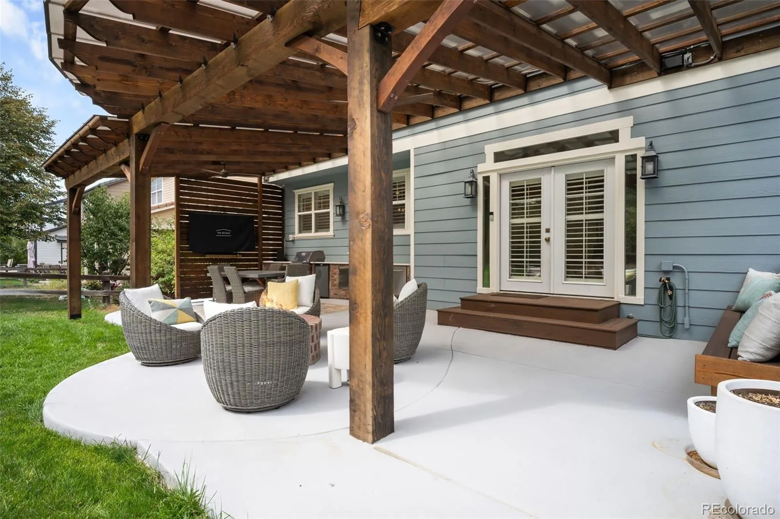 17382 E Lake Lane Aurora CO 80016 | MLS #REC8298876 09242026030606 1600 31