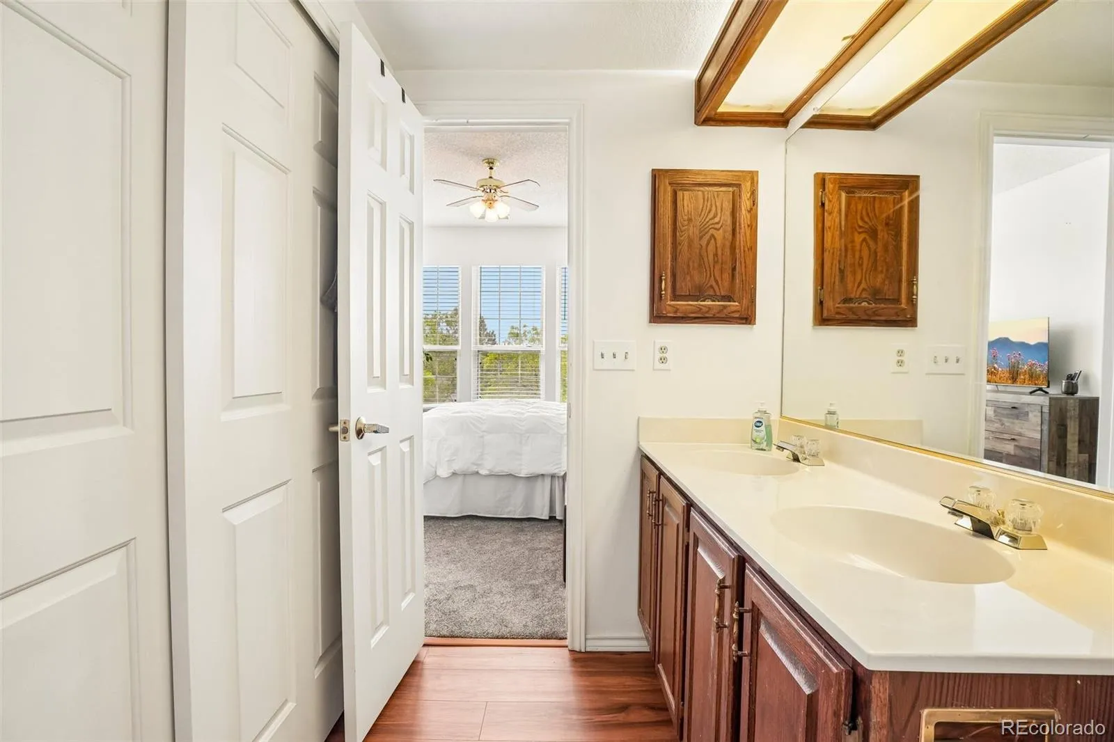 2897 W Riverwalk Circle #307 Littleton CO 80123 | MLS #REC8299687 05282026030702 1600 27