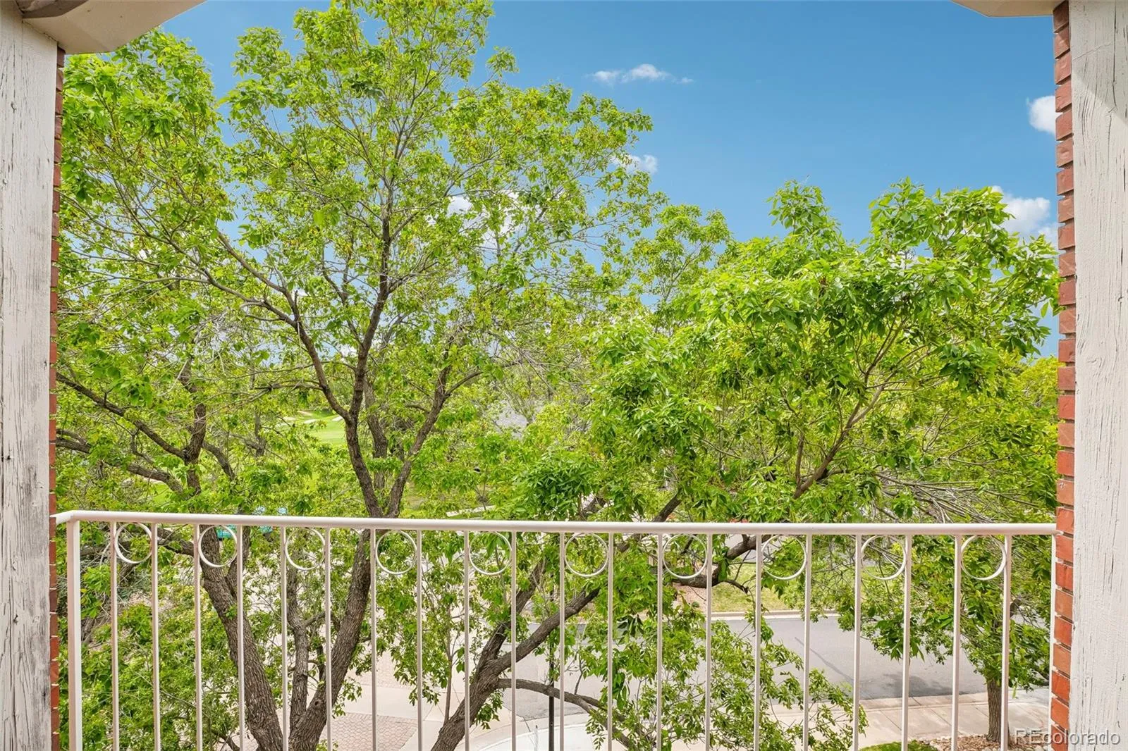 2897 W Riverwalk Circle #307 Littleton CO 80123 | MLS #REC8299687 05282026030702 1600 36