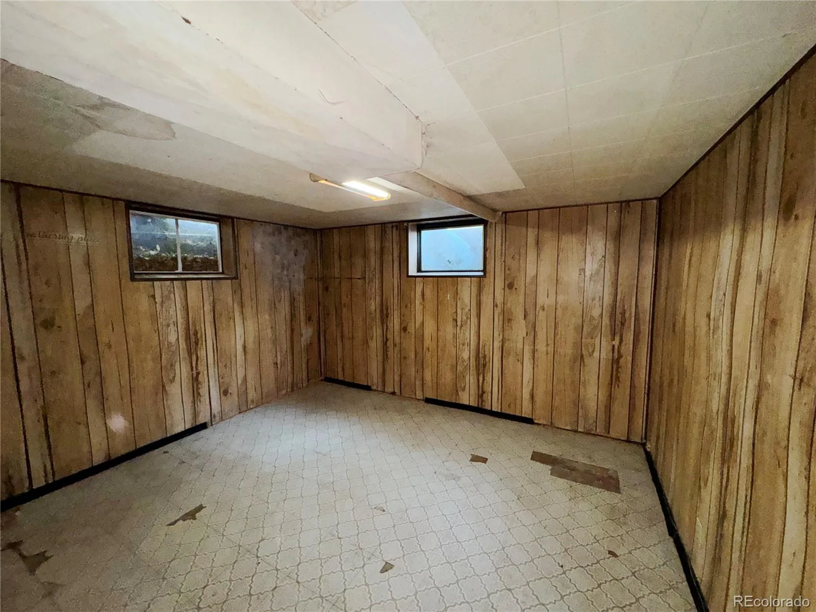 2081 S Lowell Boulevard Denver CO 80219 | MLS #REC8300236 08122026133406 1600 15