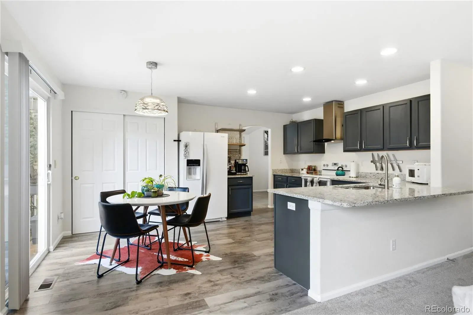 03042026015838 1600 16