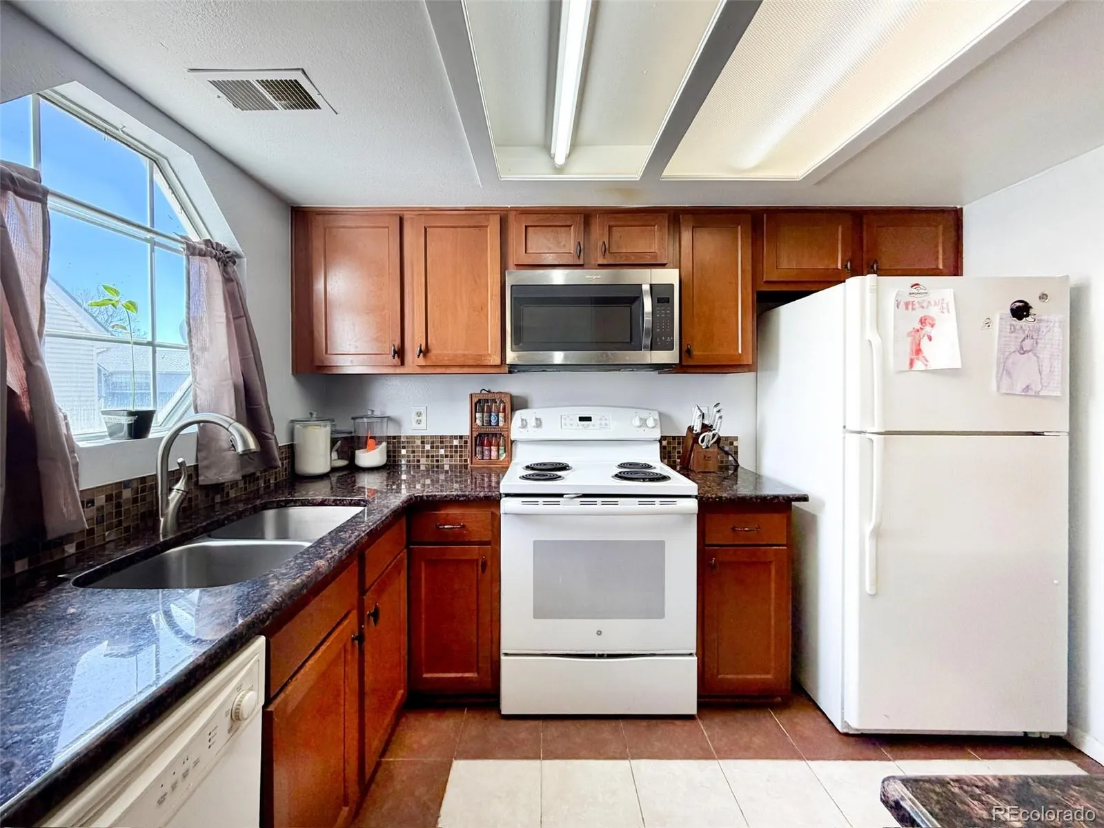 12615 E Pacific Circle #C Aurora CO 80014 MLS #REC8300408 04082026234600 1600 6
