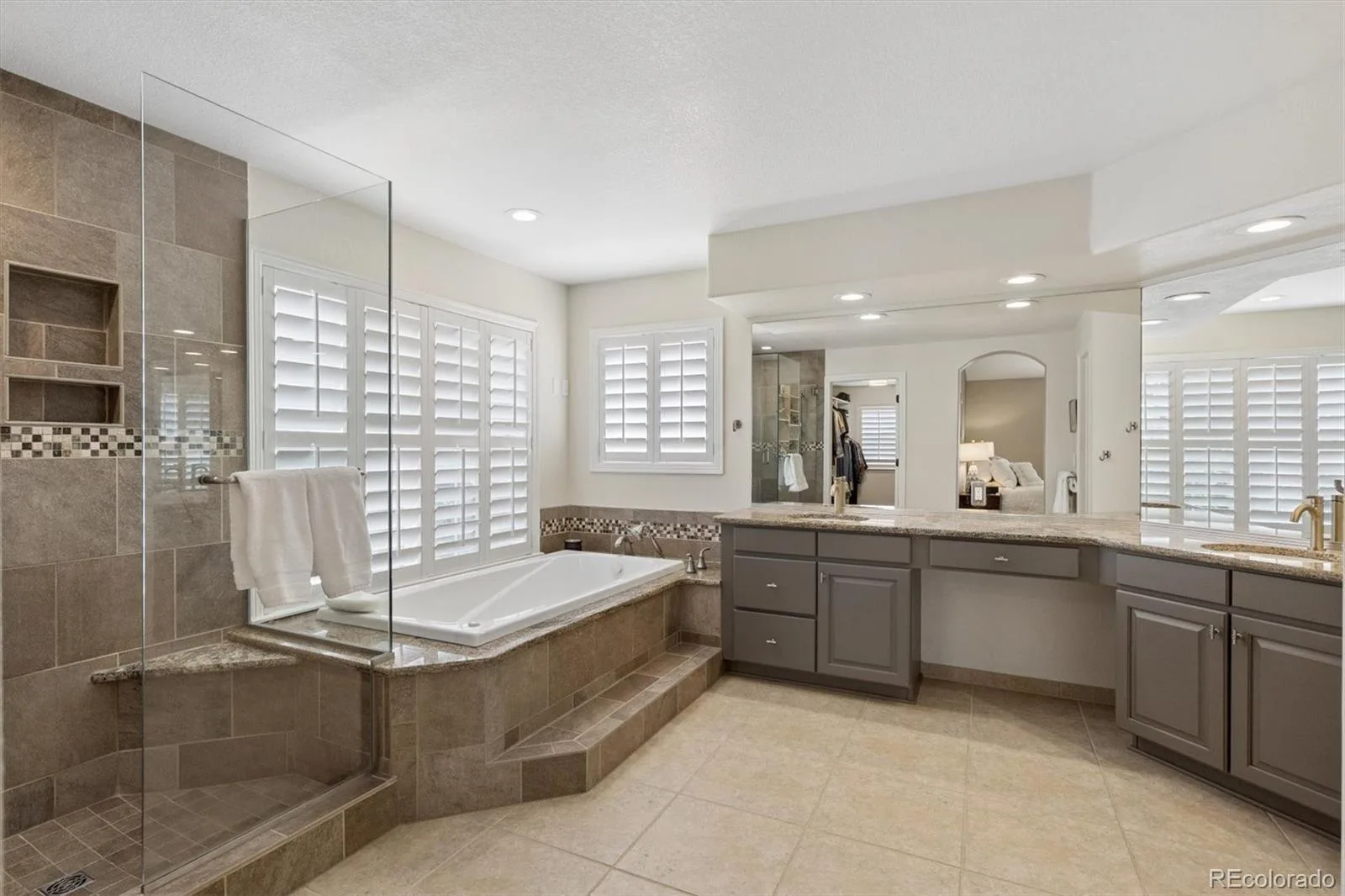 9315 E Aspen Hill Lane Lone Tree CO 80124 MLS #REC8302580 07072026235753 1600 20