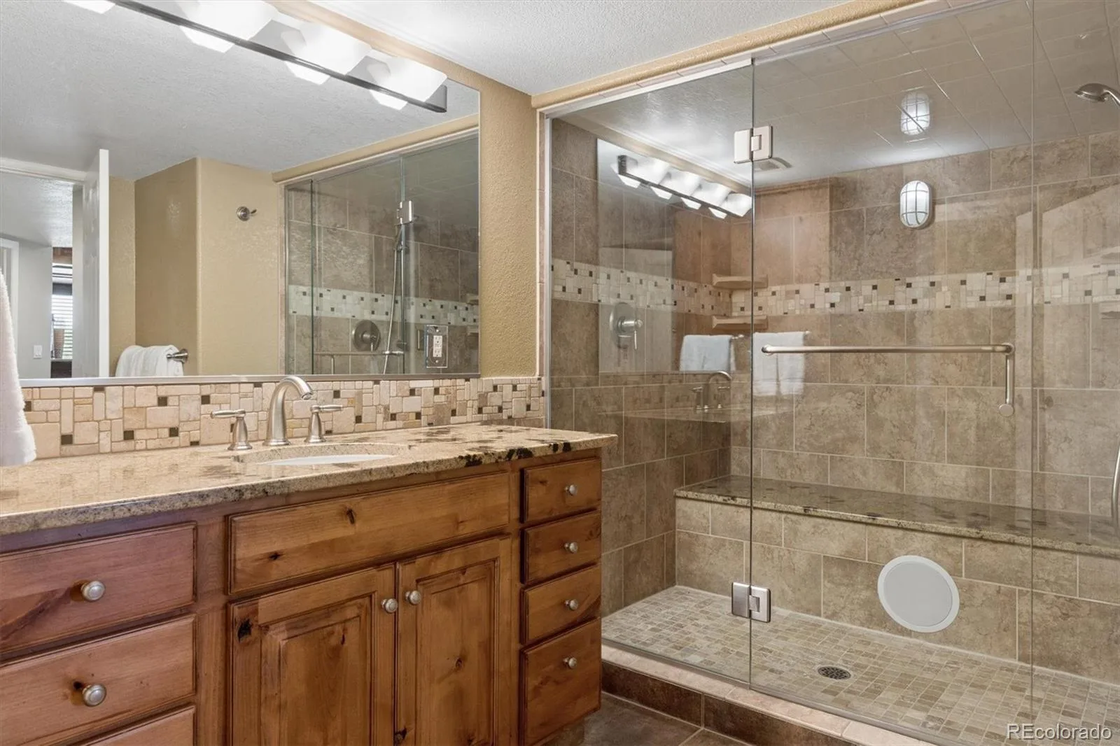 9315 E Aspen Hill Lane Lone Tree CO 80124 MLS #REC8302580 07072026235753 1600 35