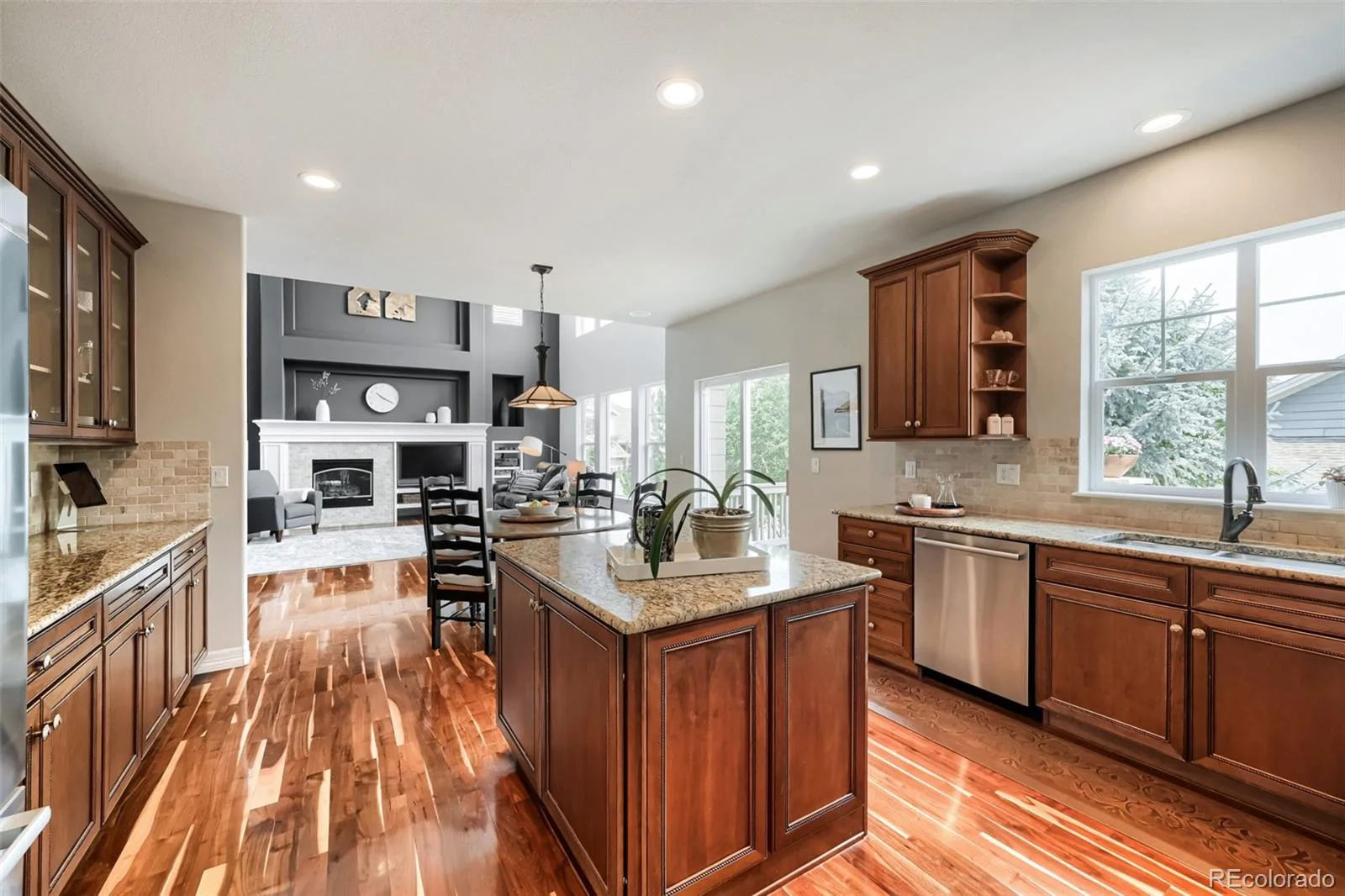 2221 Ridgetrail Drive Castle Rock CO 80104 | MLS #REC8303519 07092026215748 1600 4
