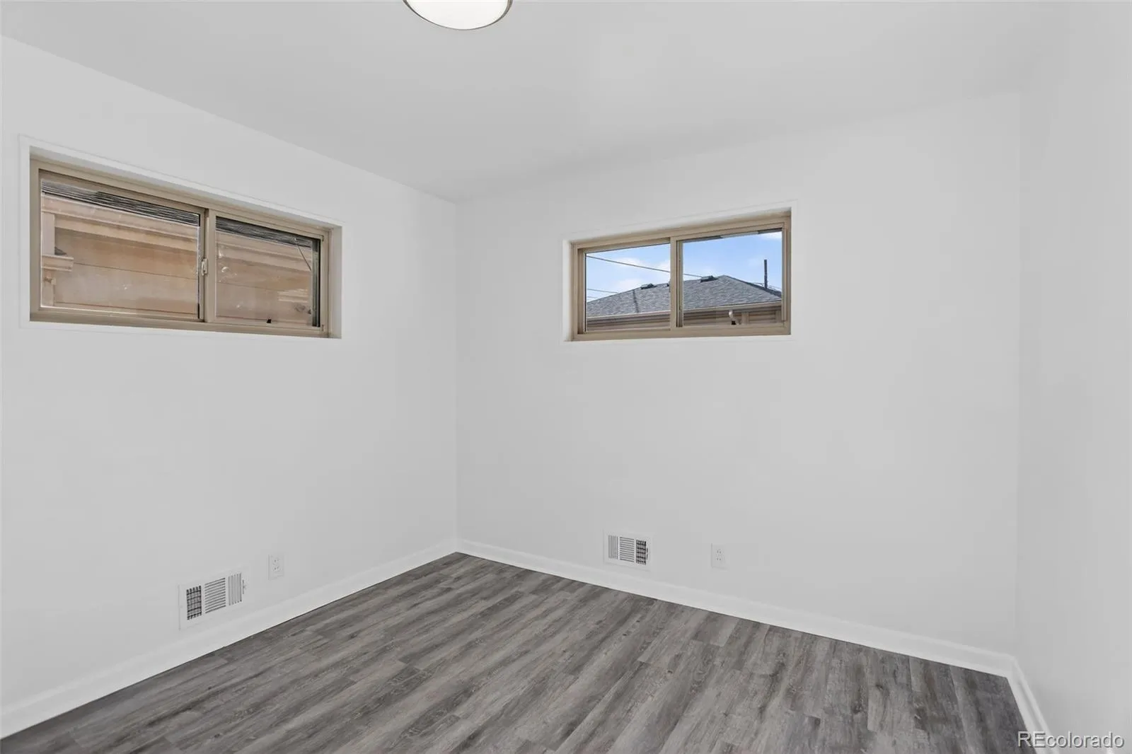 04172026220749 1600 15