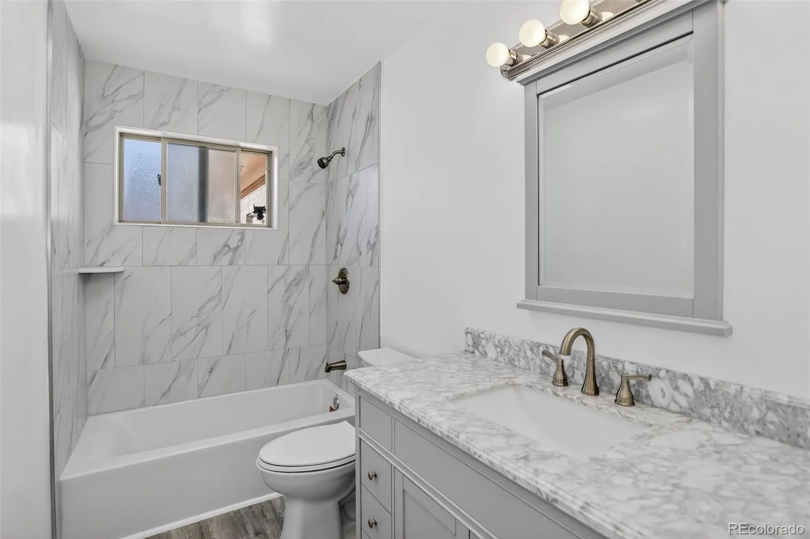 04172026220749 1600 17